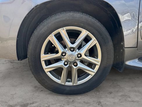Used 2014 Lexus LX 570 4WD image 9