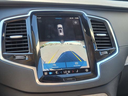 Used 2023 Volvo XC90 T8 Ultimate w/ Protection Package Premier image 24