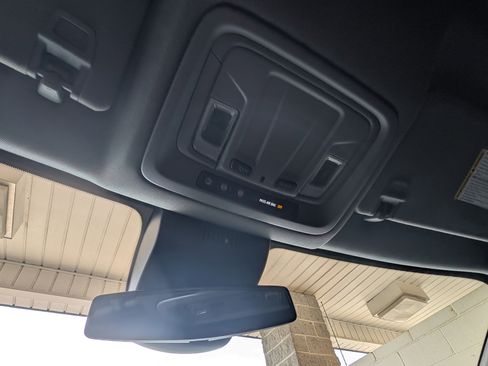 Used 2022 Chevrolet Silverado 1500 LT RWD image 30