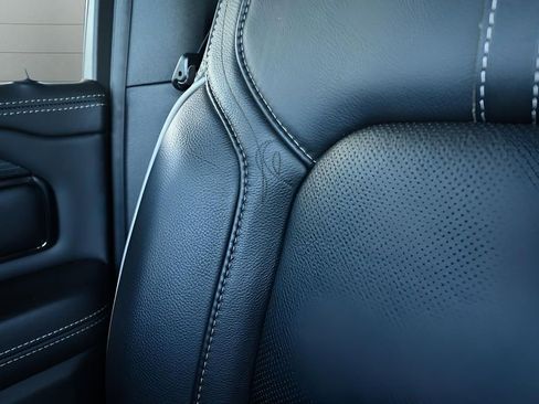 Used 2023 RAM 1500 Limited w/ Body Color Bumper Group image 21