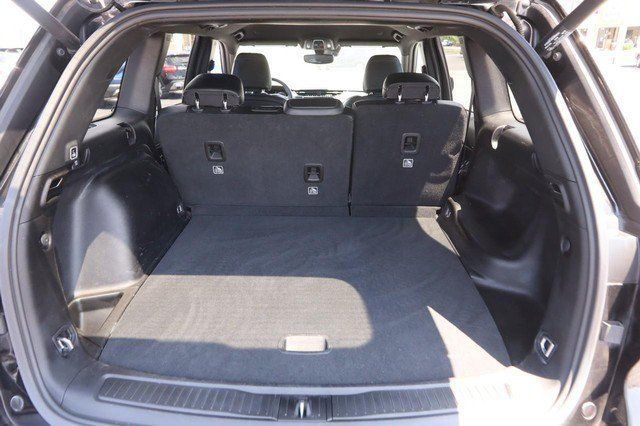 Used 2024 Jeep Grand Cherokee Altitude AWD/4WD image 7