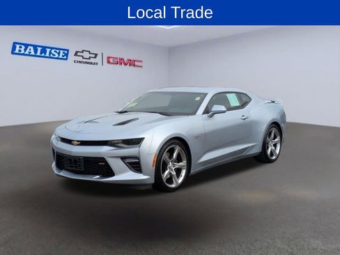 Used 2018 Chevrolet Camaro SS image 7