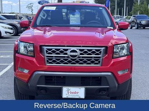 Used 2024 Nissan Frontier SV w/ SV Convenience Package AWD/4WD image 3