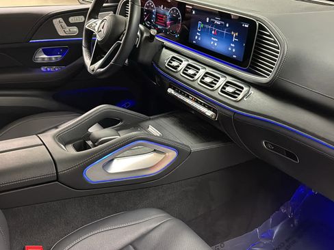 Used 2024 Mercedes-Benz GLE 350 4MATIC image 37