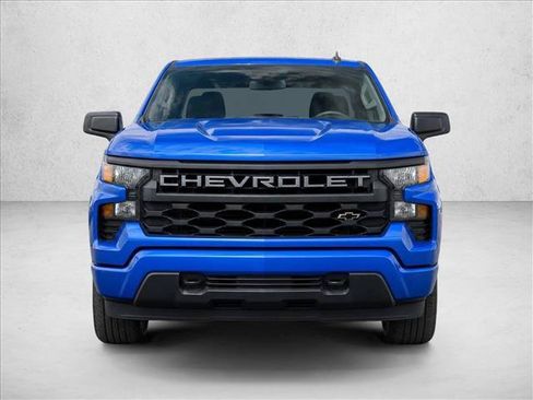 Used 2025 Chevrolet Silverado 1500 Custom RWD image 2