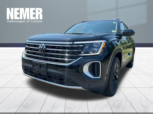 New 2026 Volkswagen Atlas SE AWD/4WD image 1