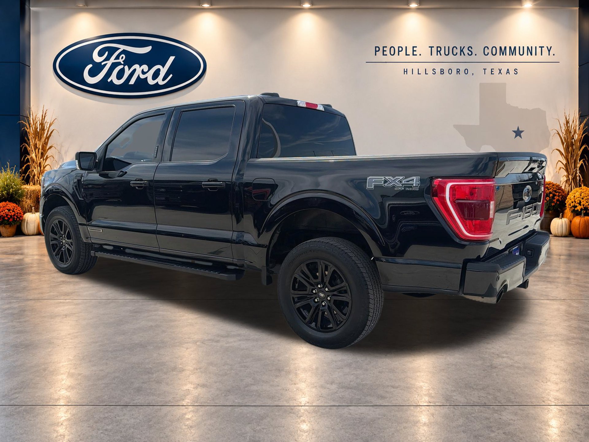 Used 2023 Ford F150 XLT w/ Equipment Group 302A High AWD/4WD image 7