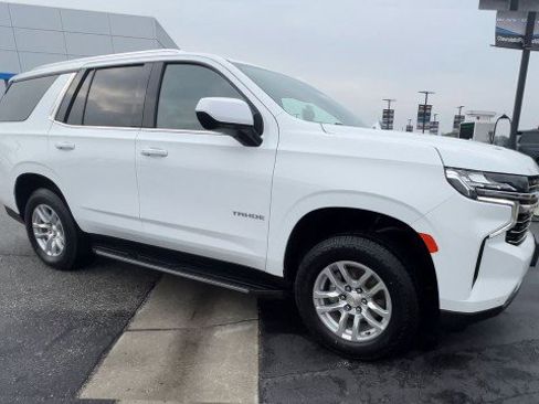 Used 2024 Chevrolet Tahoe LT image 2