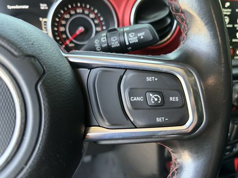 Used 2020 Jeep Wrangler Unlimited Rubicon AWD/4WD image 30