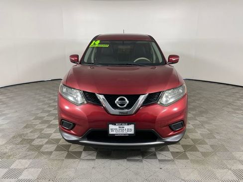 Used 2015 Nissan Rogue S w/ S Family Package FWD image 24