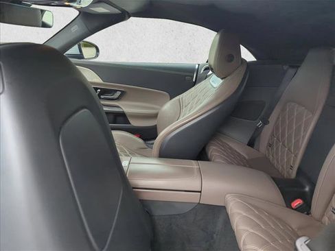 Used 2022 Mercedes-Benz SL 55 AMG 4MATIC image 18