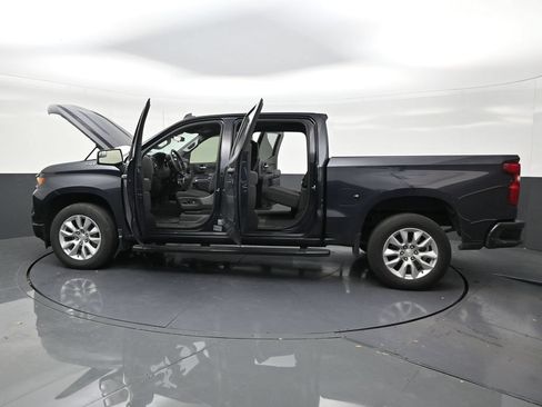 Used 2023 Chevrolet Silverado 1500 Custom RWD image 30