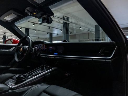 Used 2025 Porsche 911 Carrera image 30