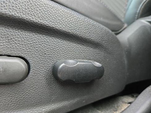 Used 2022 Buick Encore Preferred w/ Safety Package image 9