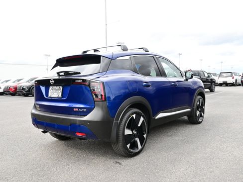 New 2026 Nissan Kicks SR w/ SR Premium Package image 8