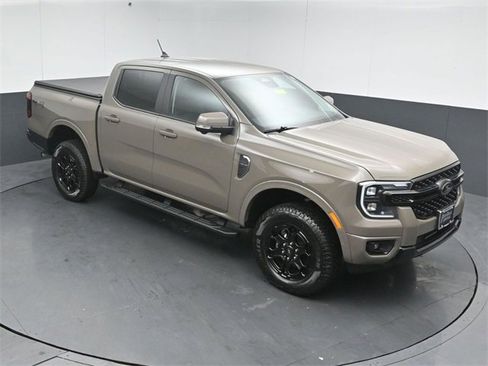 Used 2025 Ford Ranger Lariat w/ Black Appearance Package image 45