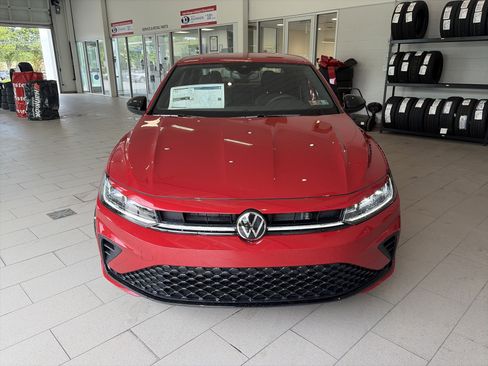 Used 2026 Volkswagen Jetta Sport FWD image 2