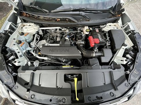 Certified 2025 Nissan Rogue S image 10