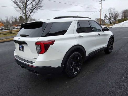 Used 2022 Ford Explorer ST-Line w/ Class IV Trailer Tow Package image 8