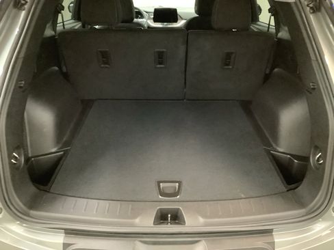 Used 2024 Chevrolet Blazer LT w/ Convenience Package image 8