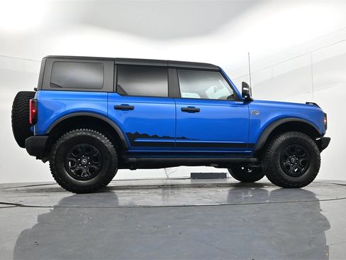 Used 2022 Ford Bronco Wildtrak image 42