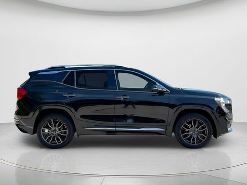 Used 2023 GMC Terrain Denali w/ Black Diamond Edition AWD/4WD image 4