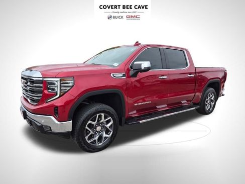 Used 2025 GMC Sierra 1500 SLT image 3