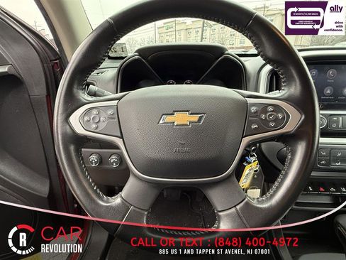 Used 2022 Chevrolet Colorado LT w/ Safety Package image 11