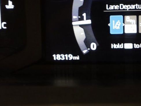 Used 2025 Toyota 4Runner SR5 image 15