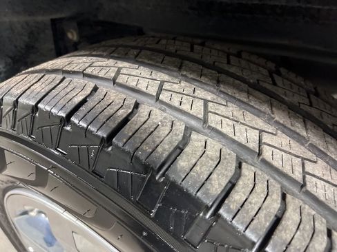 Used 2013 Ford F150 XLT w/ Luxury Equipment Group image 36