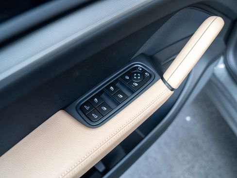 New 2026 Porsche Cayenne S AWD/4WD image 25