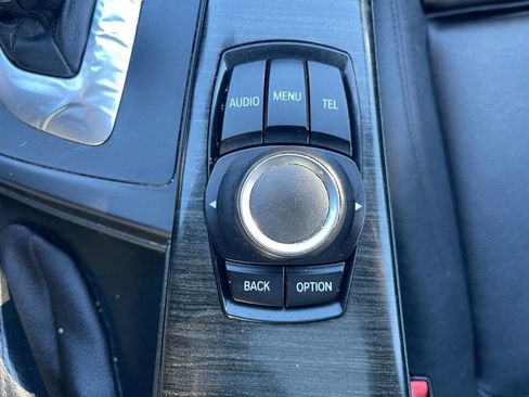 Used 2017 BMW 330i xDrive Sedan image 16