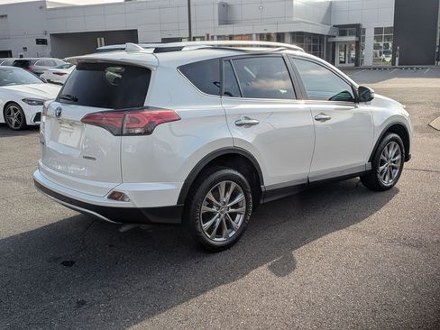 Used 2016 Toyota RAV4 Limited image 3