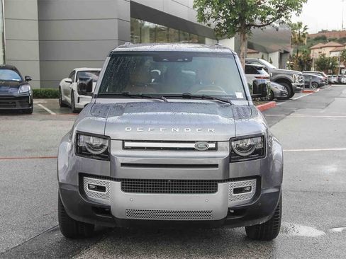 Certified 2024 Land Rover Defender 130 S image 2