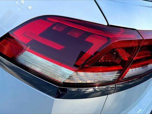 New 2026 Volkswagen Atlas Cross Sport SE image 14