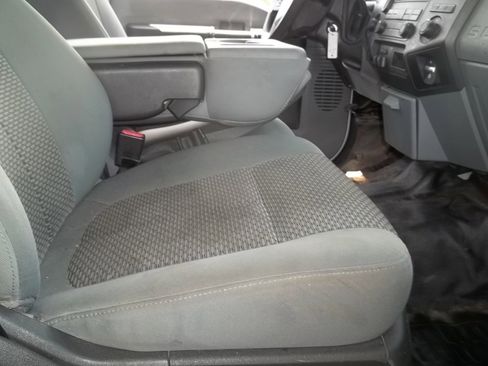 Used 2012 Ford F250 XL w/ PWR Equipment Group image 8