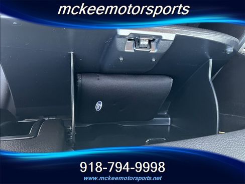 Used 2011 Ford Fusion SEL FWD image 9