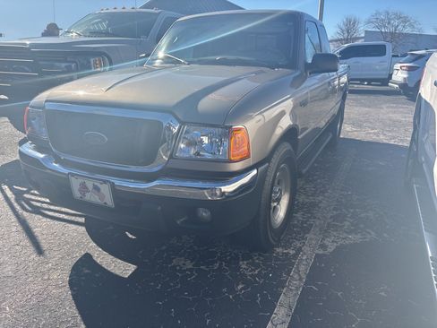 Used 2004 Ford Ranger XLT image 2