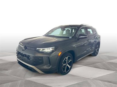 New 2026 Volkswagen Tiguan SE