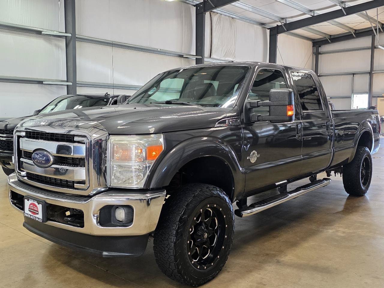 Used 2015 Ford F250 Lariat AWD/4WD image 2