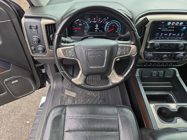 Used 2017 GMC Sierra 1500 Denali w/ Denali Ultimate Package AWD/4WD image 3