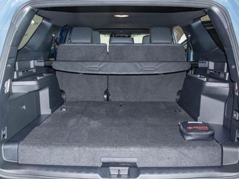 Used 2025 Toyota 4Runner TRD Off-Road Premium image 25