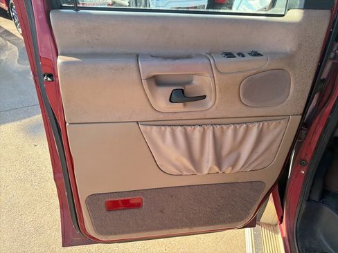 Used 1998 Ford E-350 and Econoline 350 XL image 11