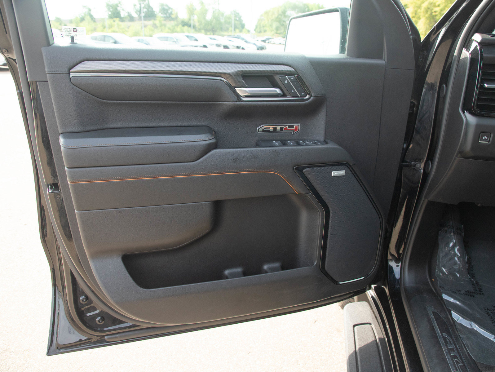Used 2024 GMC Sierra 1500 AT4 w/ Technology Package AWD/4WD image 20