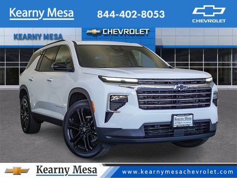 New 2026 Chevrolet Traverse LT w/ LPO, Floor Liner Package image 1