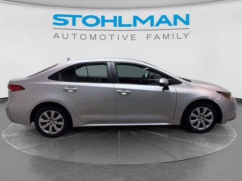 Used 2024 Toyota Corolla LE FWD image 8