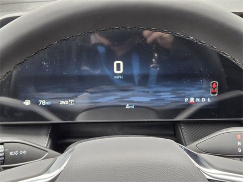 New 2026 Chevrolet Equinox LT w/ Convenience Package II image 31