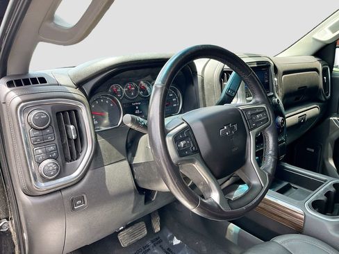 Used 2021 Chevrolet Silverado 1500 LT Trail Boss w/ LT Trail Boss Premium Package AWD/4WD image 9