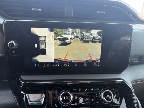 Used 2026 GMC Sierra 1500 AT4 w/ AT4 Premium Package AWD/4WD image 26
