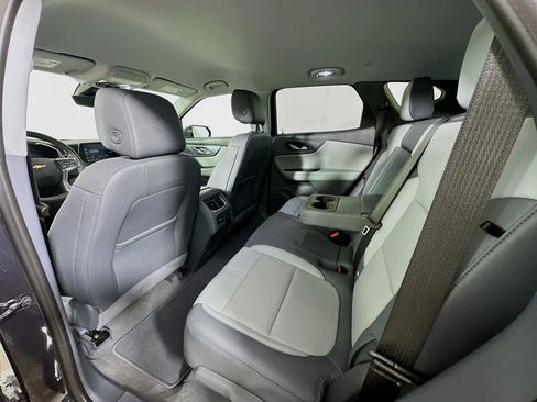 Used 2022 Chevrolet Blazer LT w/ Sound & Technology Package image 4